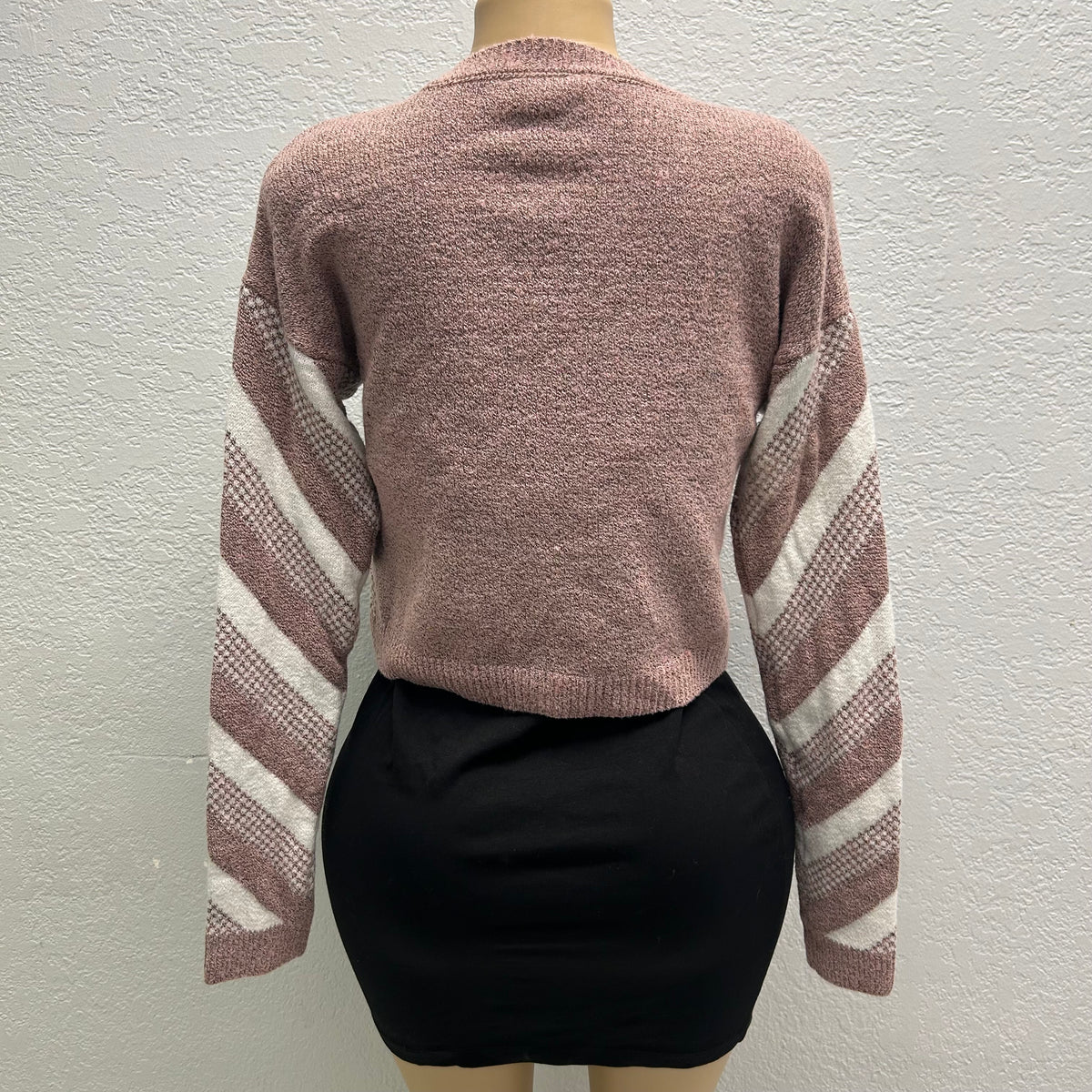 No Boundaries XL Jacquard Pullover Knit Sweatshirt