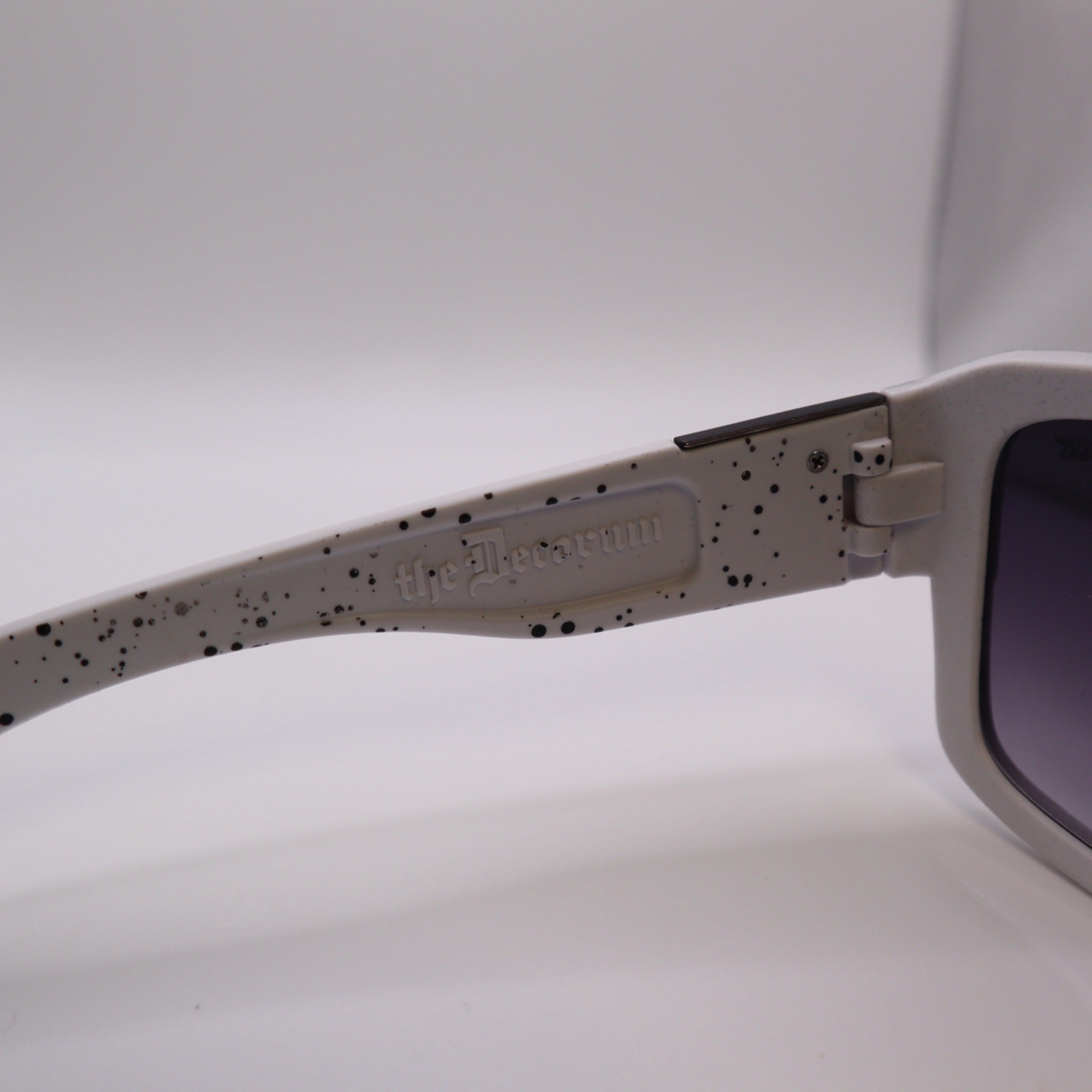 #1018 Fox The Decorum Black & White Speckled Sunglasses With Gradient Lenses