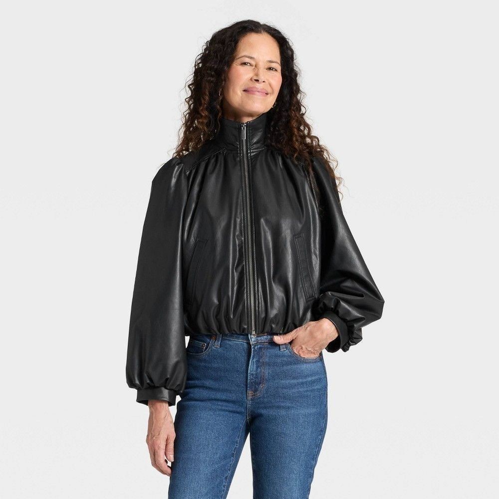 K-82 Universal Thread Women's Gathered Bomber Jacket Black Size XS