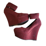 Charlotte Russe Burgundy Maroon Closed Toes High Heel Wedges Women's Size 7