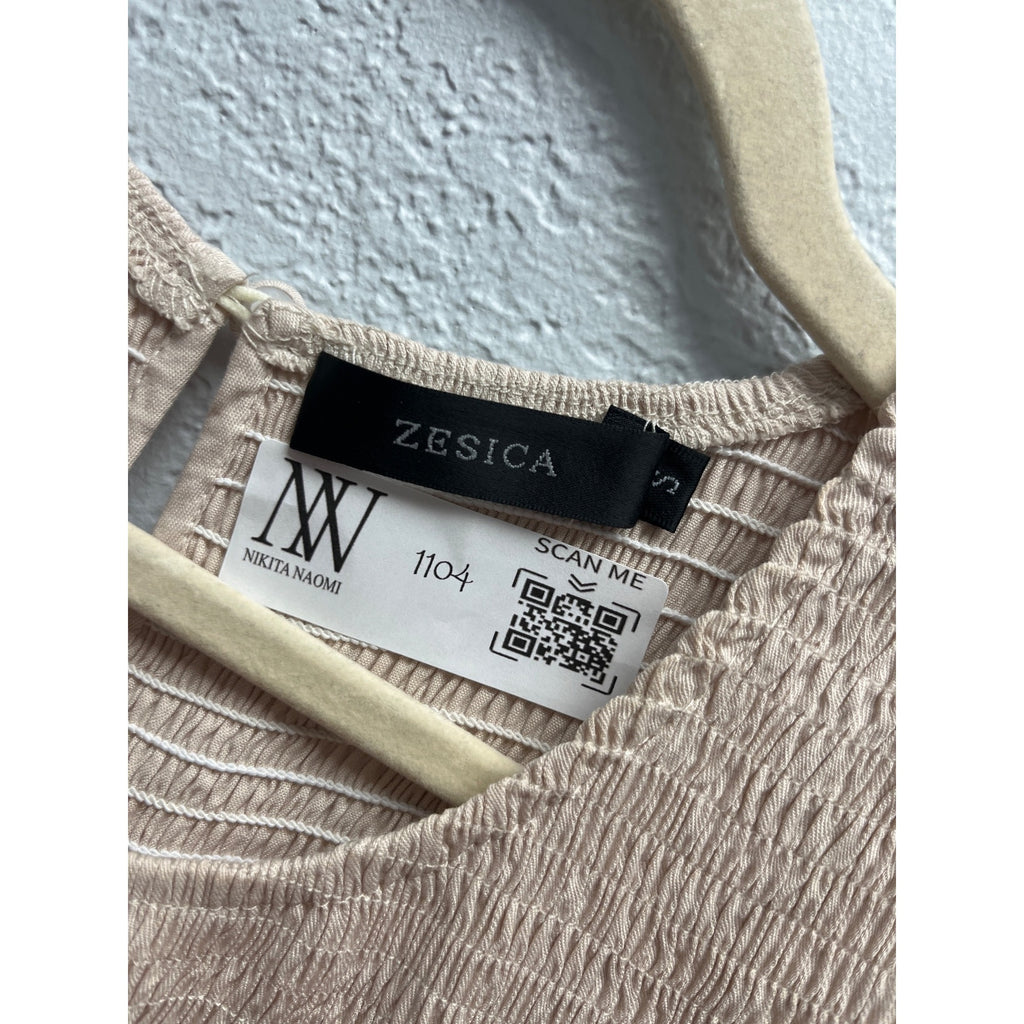 #1104 Zesica Smocked Bodice Long-Sleeve Tiered Midi Dress In Light Pink Size S