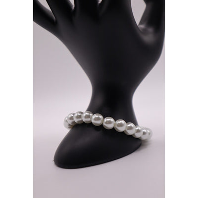 White Faux Pearl Bracelet, Pre-Loved in Good Condition