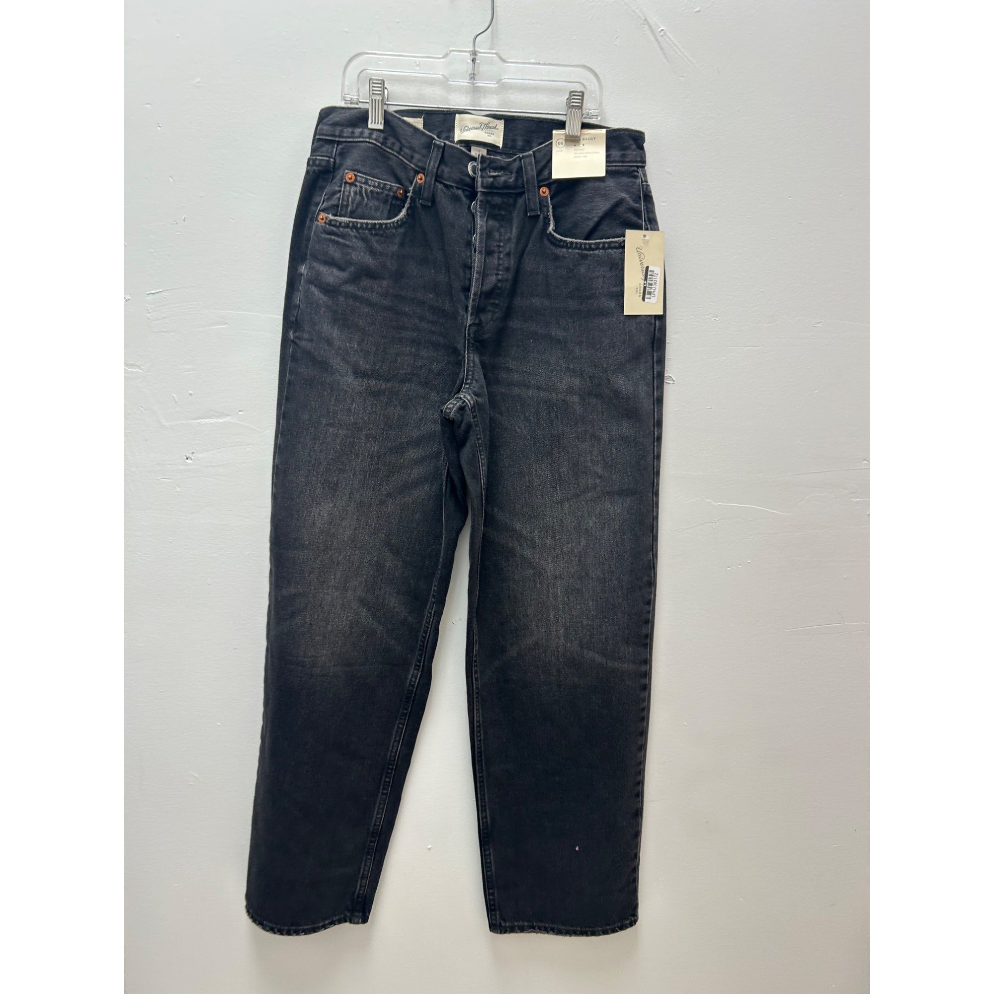 K-150 Universal Thread Women's 0 Short Black Mid Rise Baggy Jeans Relaxed Fit Denim