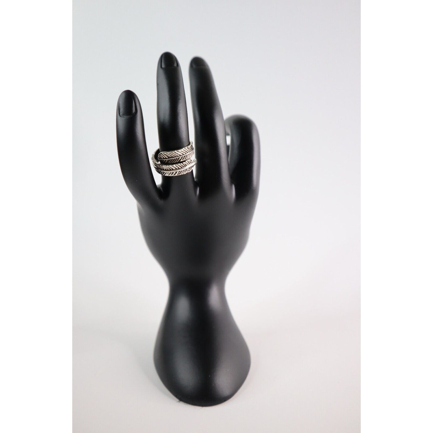 Stainless Steel Silver Tone Finger Ring for Women's, Vintage Look