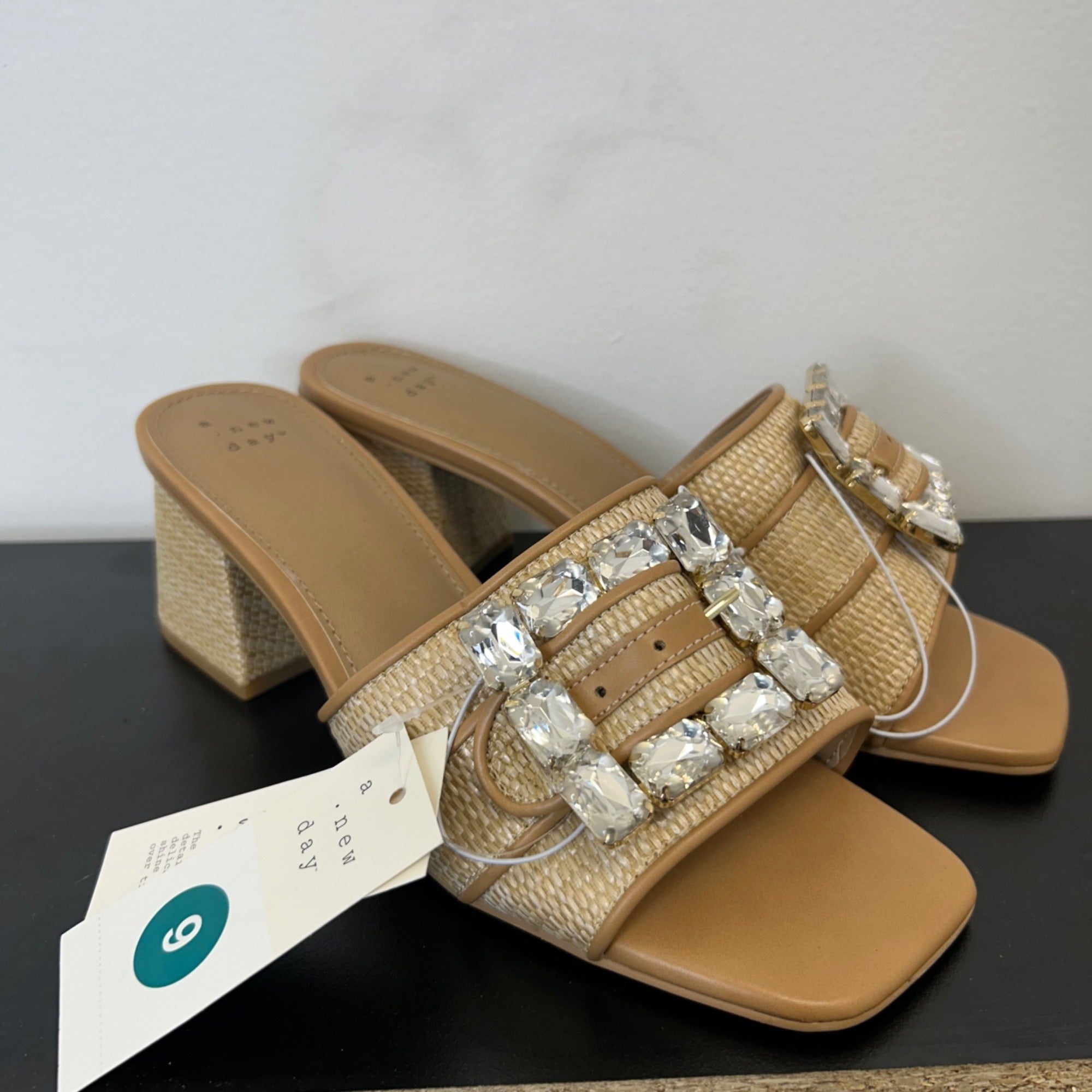 K-20 A New Day Size 9.5 Women's Kathleen Raffia Buckle Block Heels in Beige