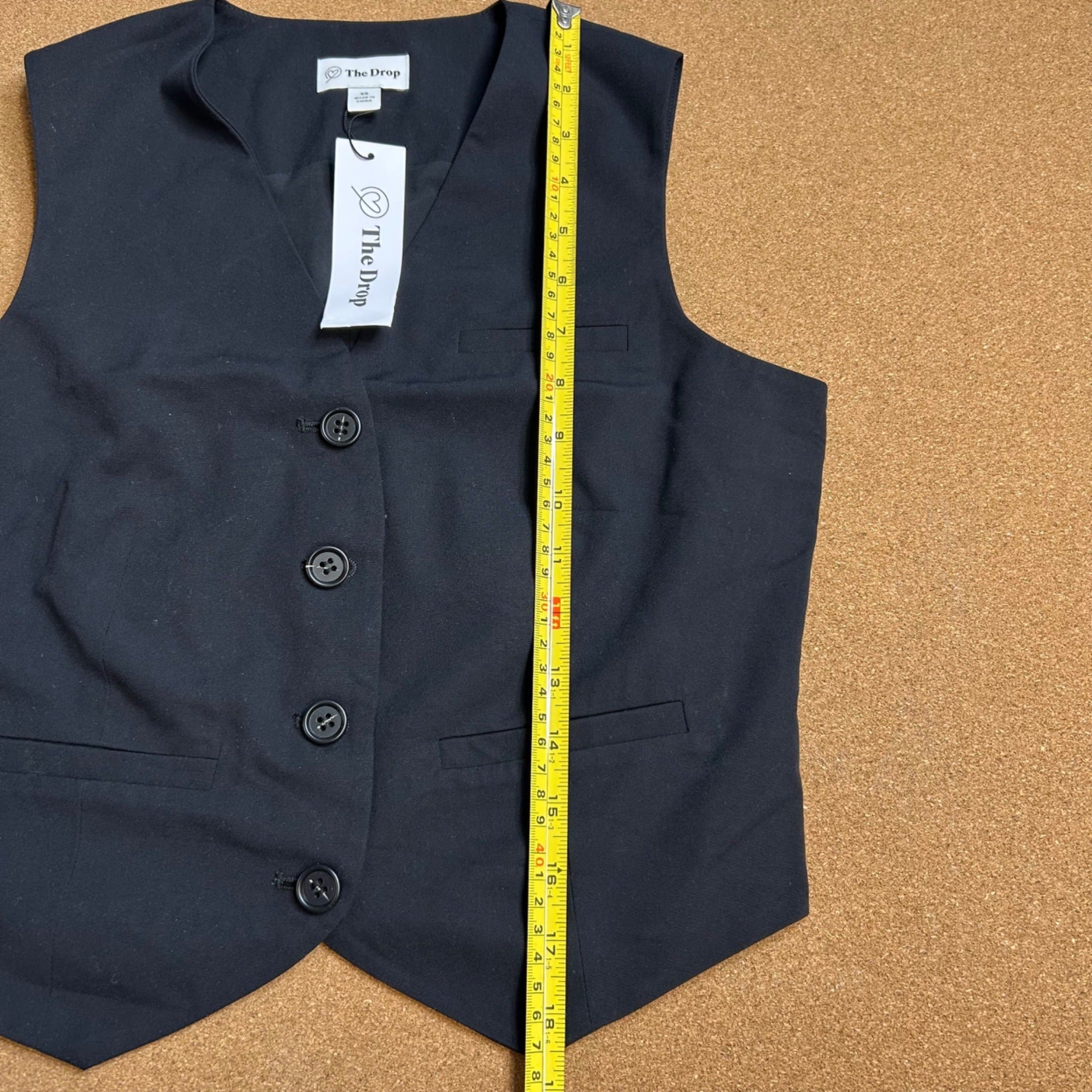 #878 The Drop Women's Size XS Sadie Cropped Slim Vest, Black