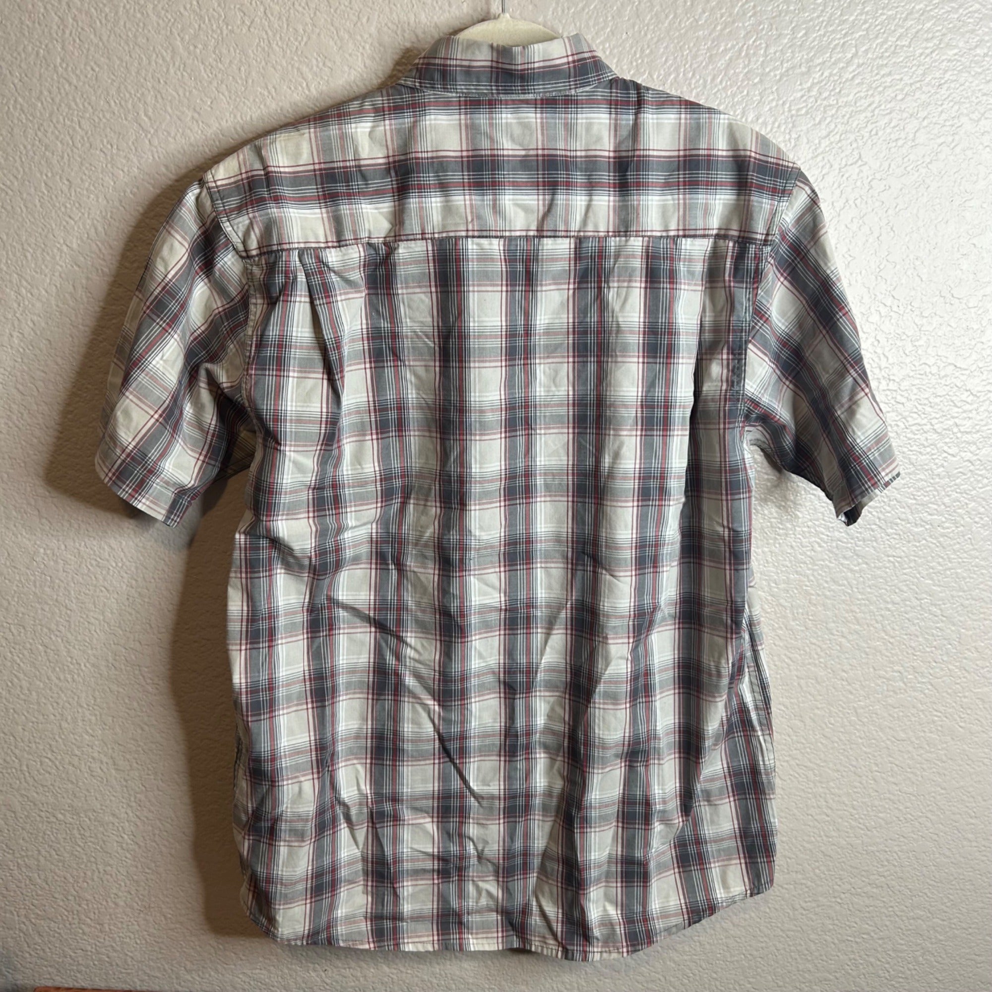 DG-27 Wrangler Hero Men's Medium Plaid Short-Sleeve Button-Up Shirt