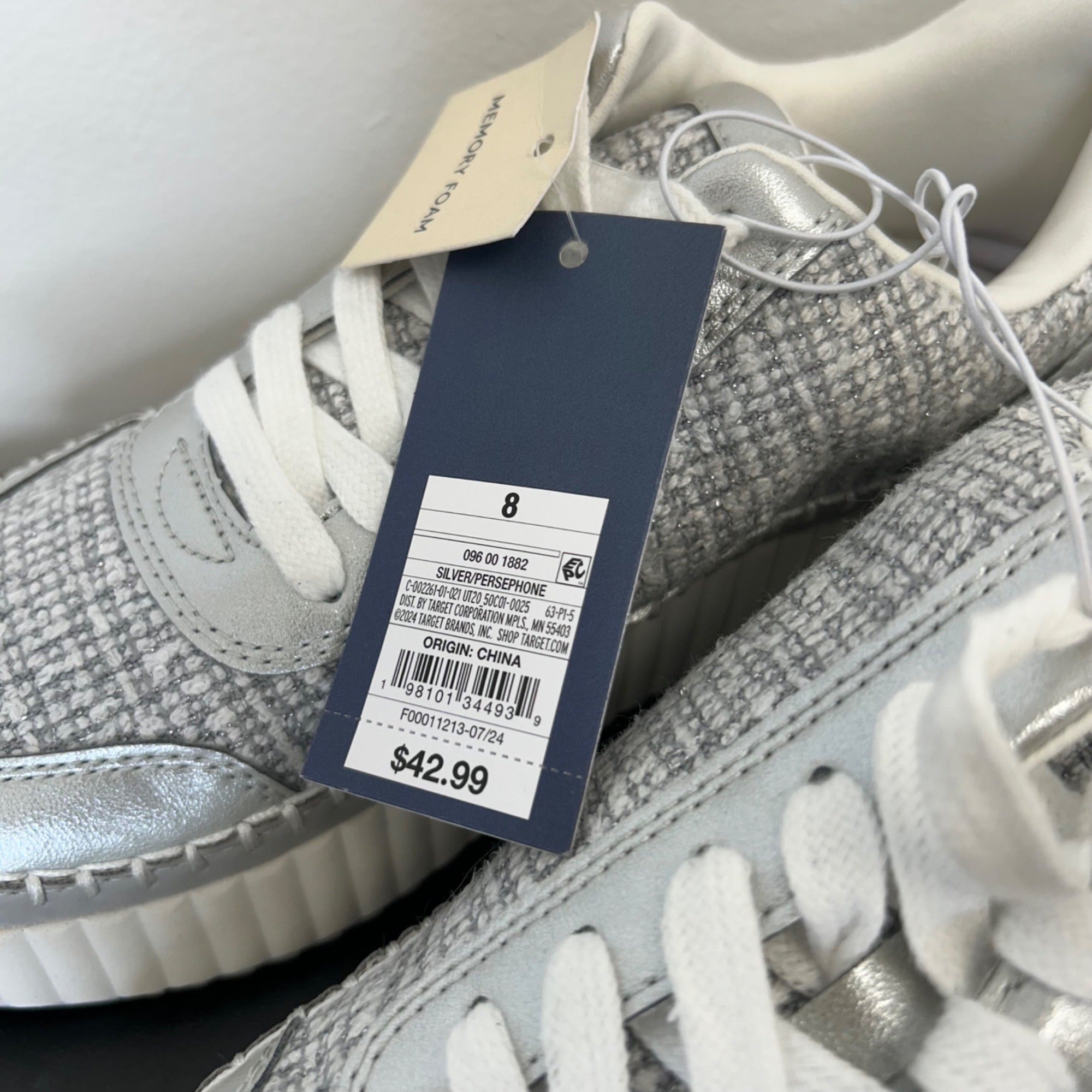 K-2 Universal Thread Size 8 Women's Persephone Sneakers Silver Gray Tweed