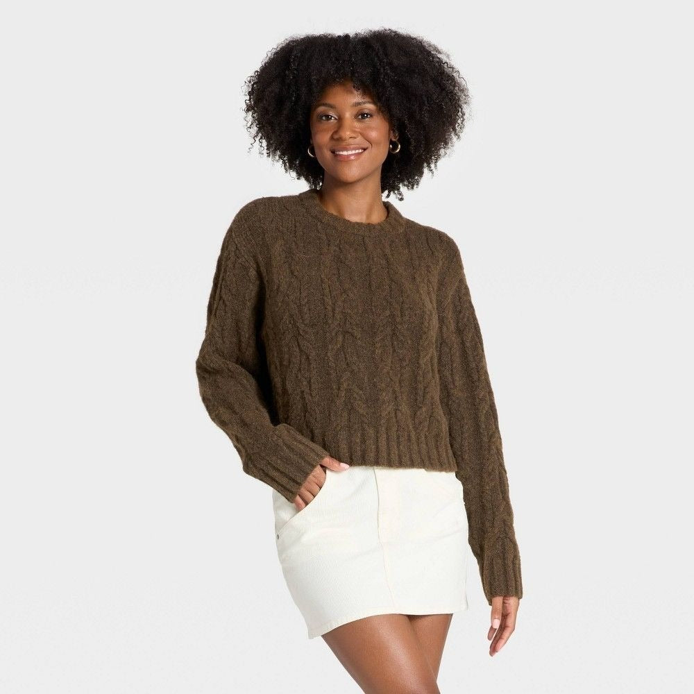 K-178 Universal Thread Women's Small Cozy Cable Crewneck Pullover Sweater - Brown