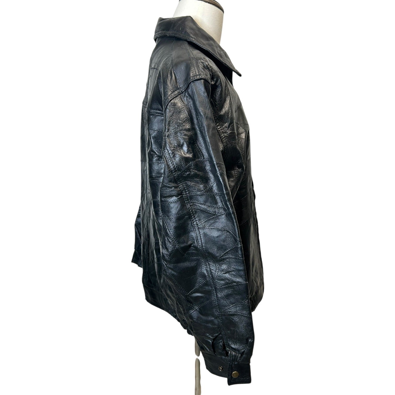 TG-16 Vintage LeWorld Black Genuine Leather Bomber Jacket Zip Up Coat Size Large