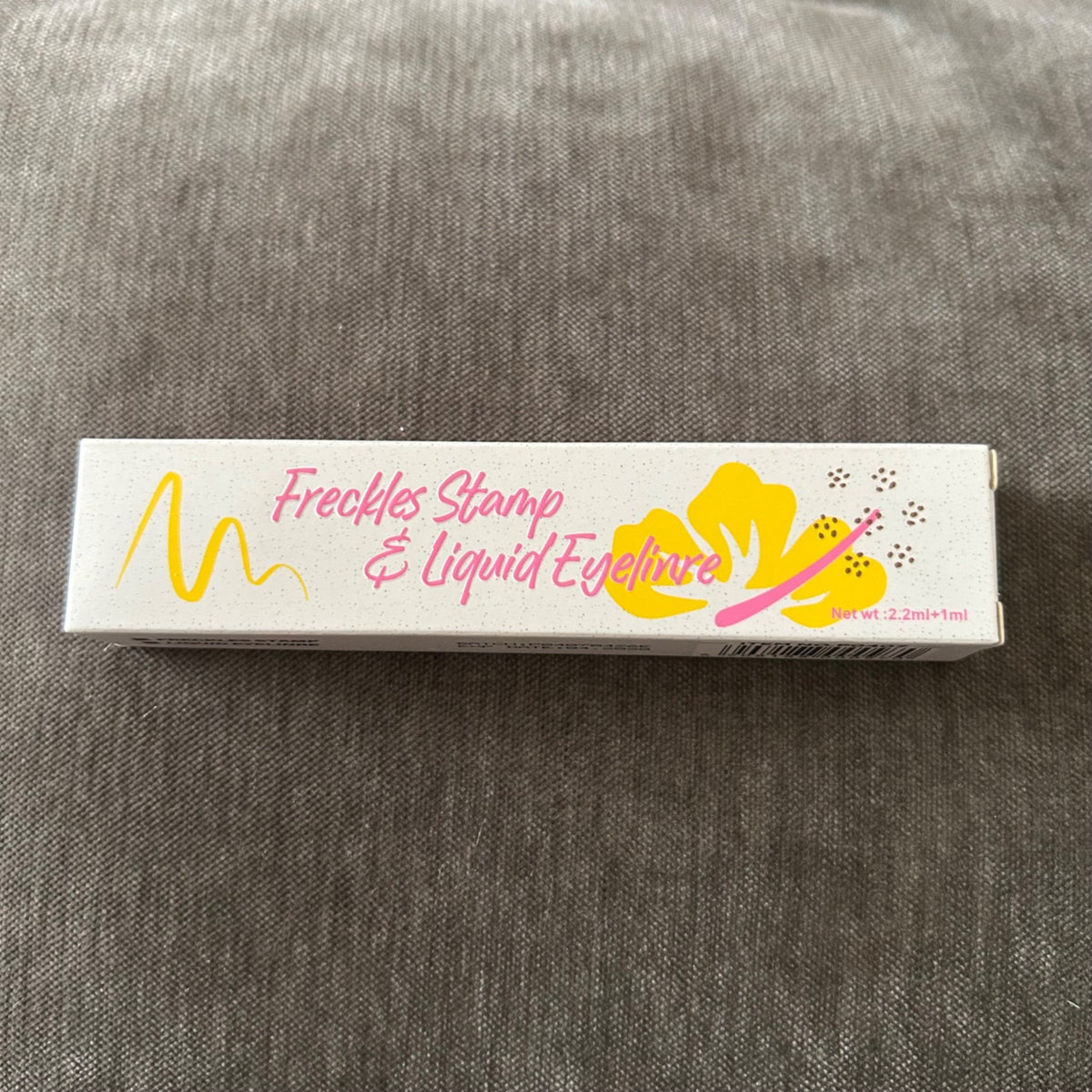 Freckles Stamp & Liquid Eyeliner Duo