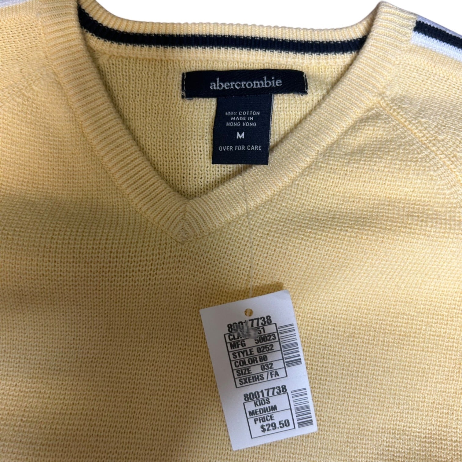 TG-38 Abercrombie & Fitch Kids Size M Yellow Knit V-neck Sweater, NWT