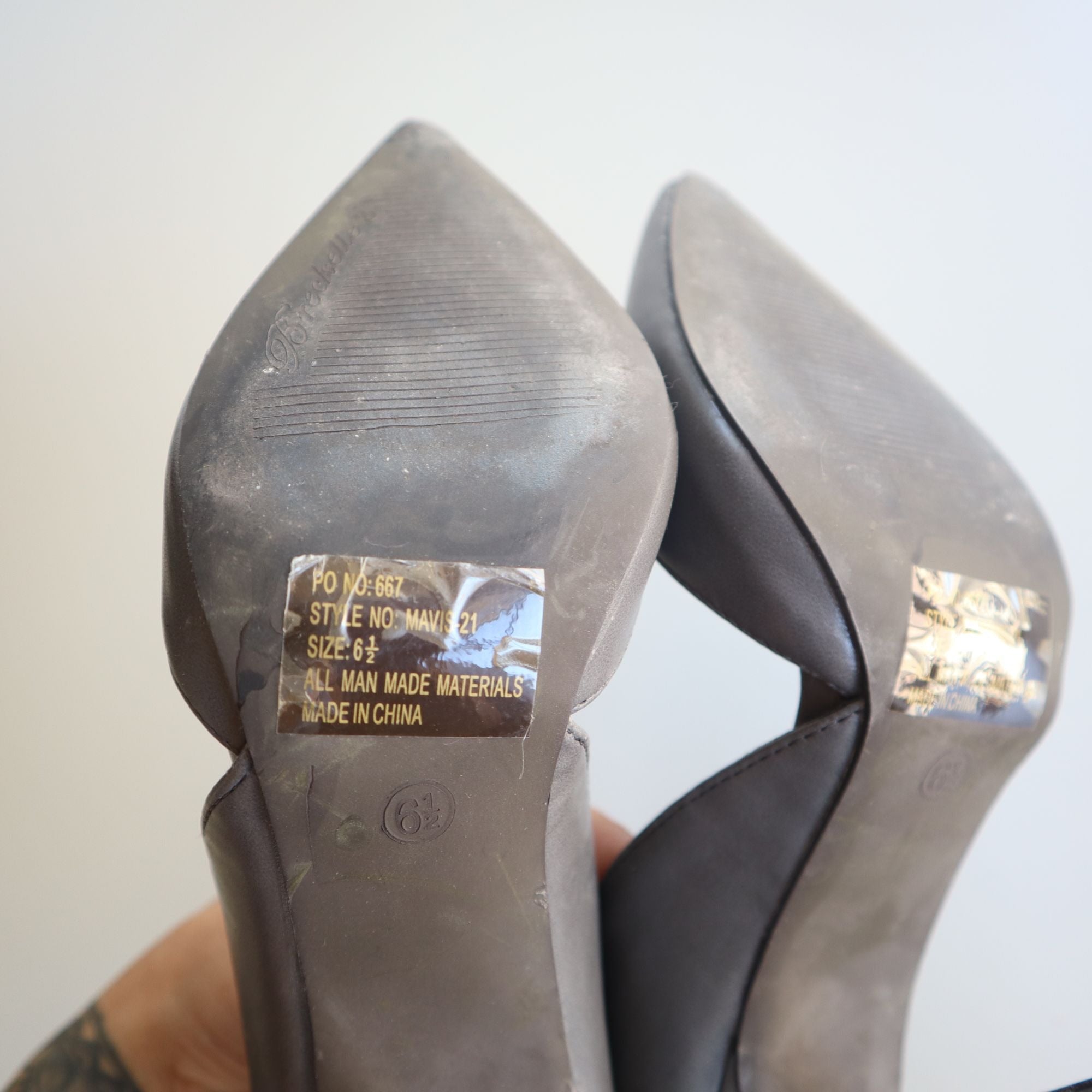 Breckelle's Women's Gray Pointed Toe High Heel Pumps Size 6.5