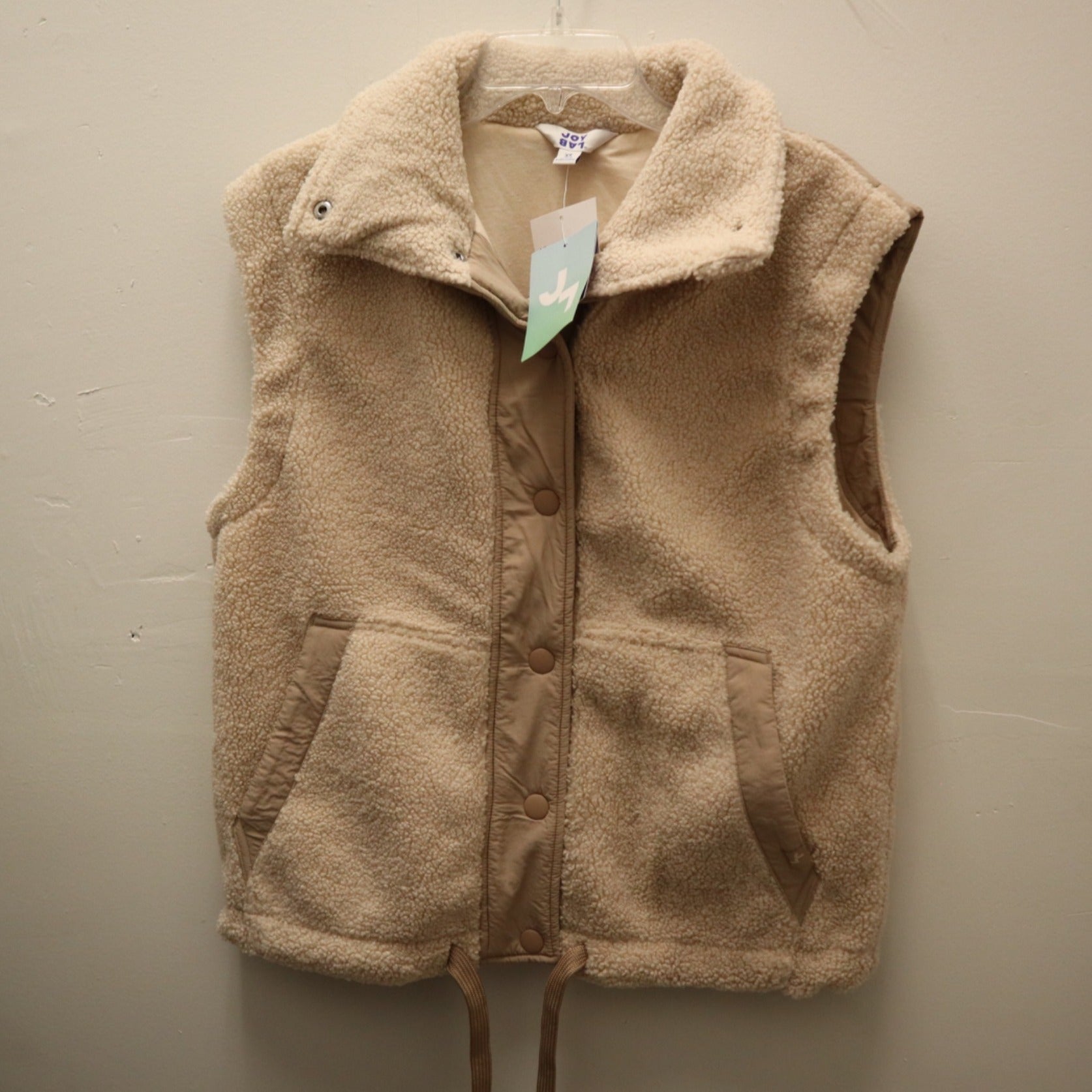 K-260 Joy Lab Women's XS Sleeveless Sherpa-Lined Beige Vest With Drawstring Hem