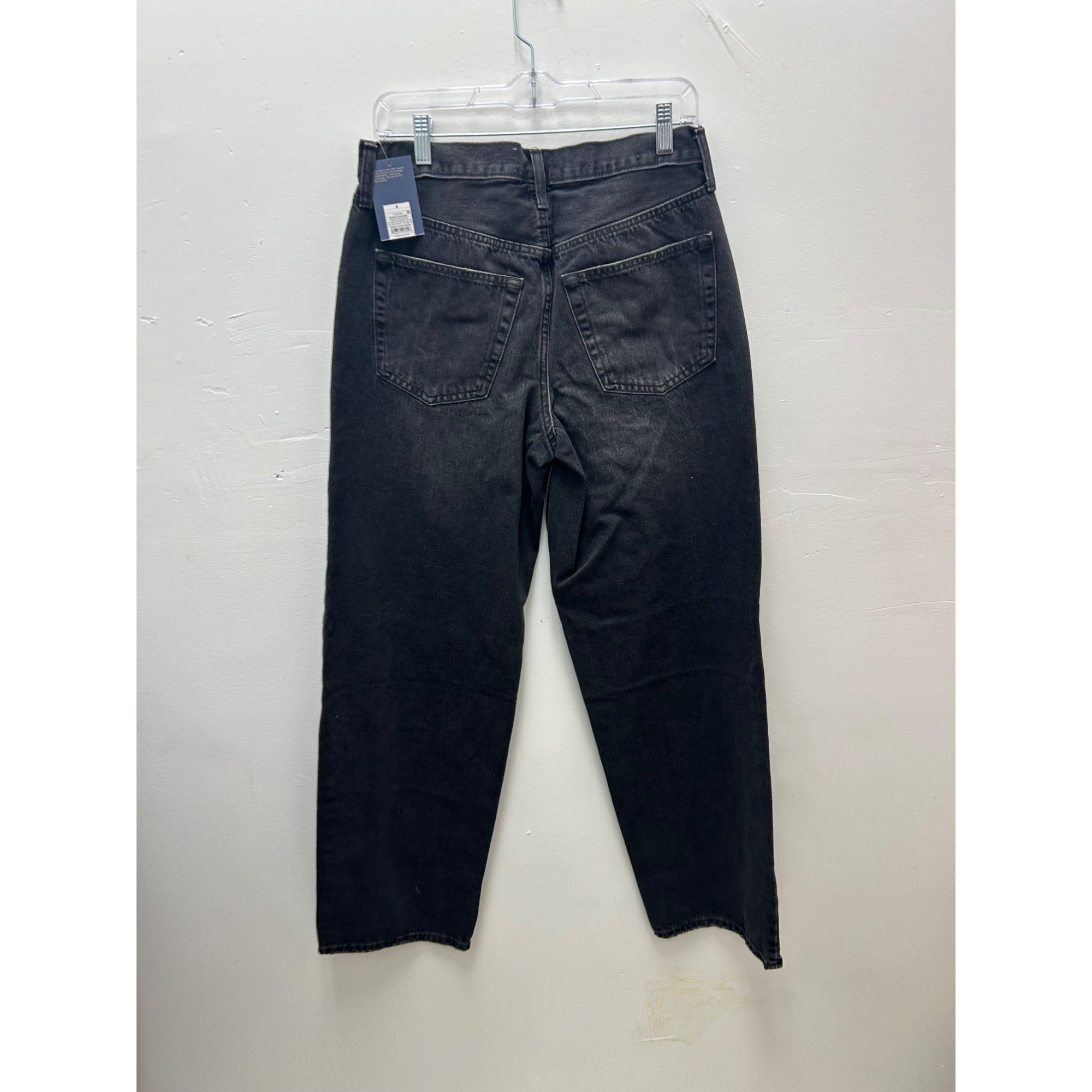 K-198 Universal Thread Women's 4 Mid-Rise 90's Baggy Denim Jeans Washed Black