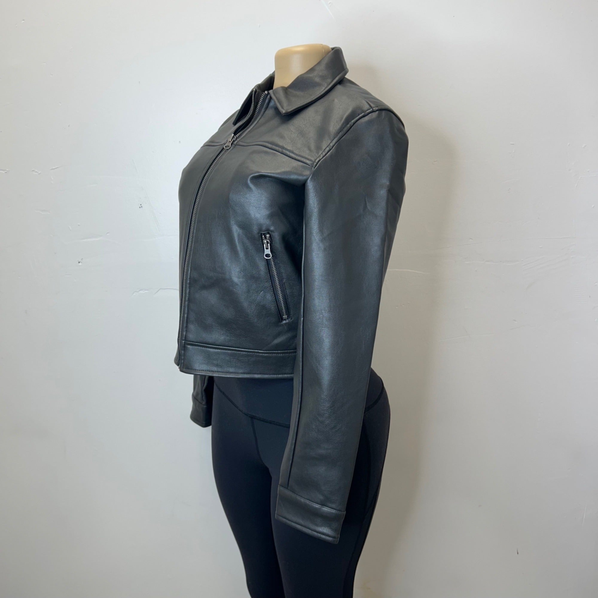 K-76 Wild Fable Women's Boxy Faux Leather Jacket Black Size XXS