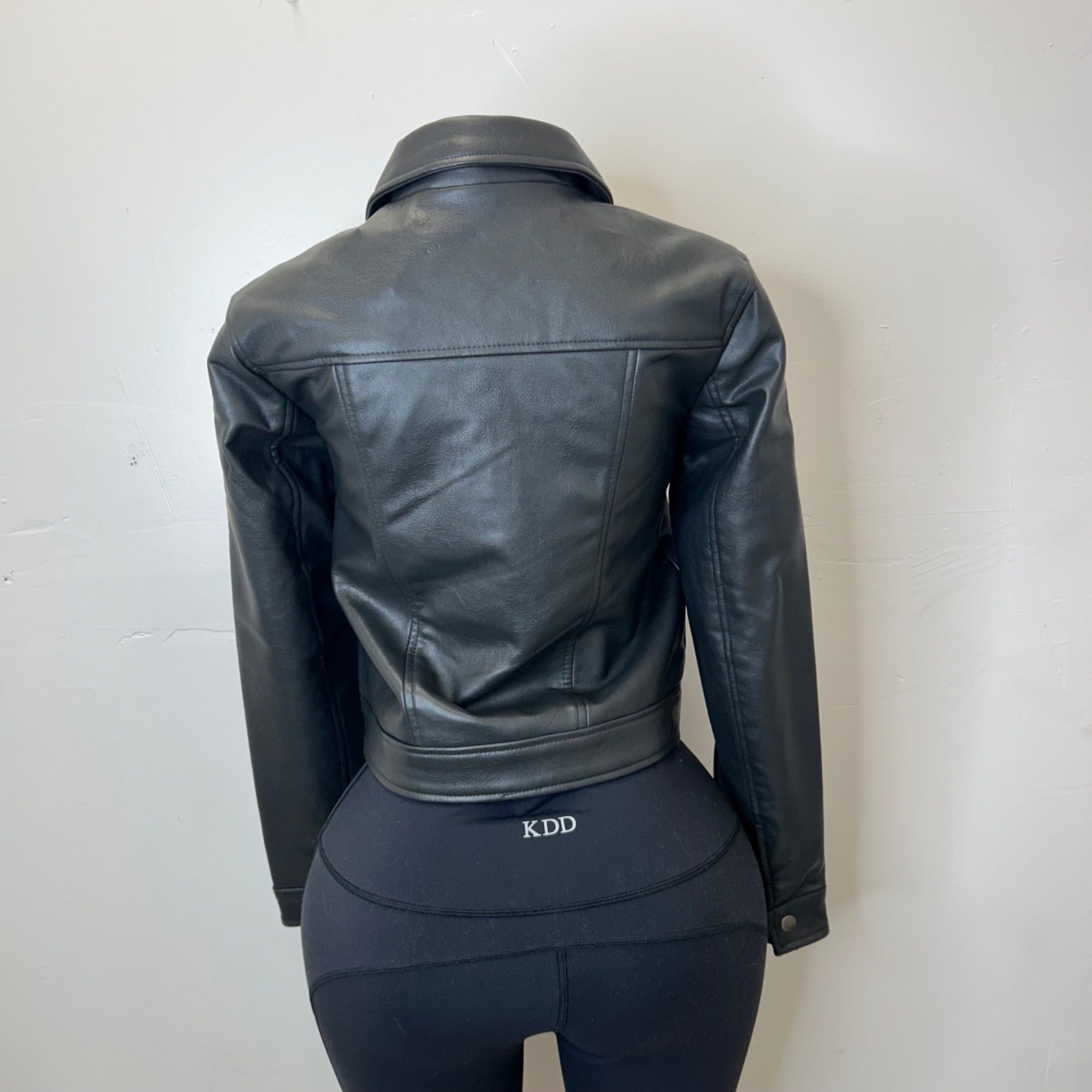 K-76 Wild Fable Women's Boxy Faux Leather Jacket Black Size XXS