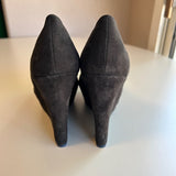 Black Suede Wedge Pumps By Qupid Size 7