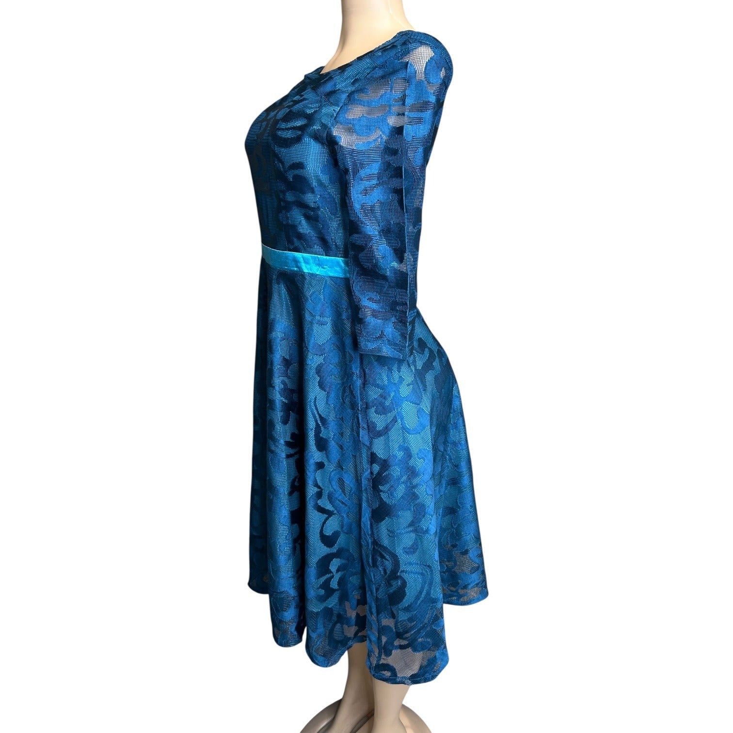 K-129 Hakoree Women's XS Blue Textured Fit & Flare Dress With 3/4 Sleeves