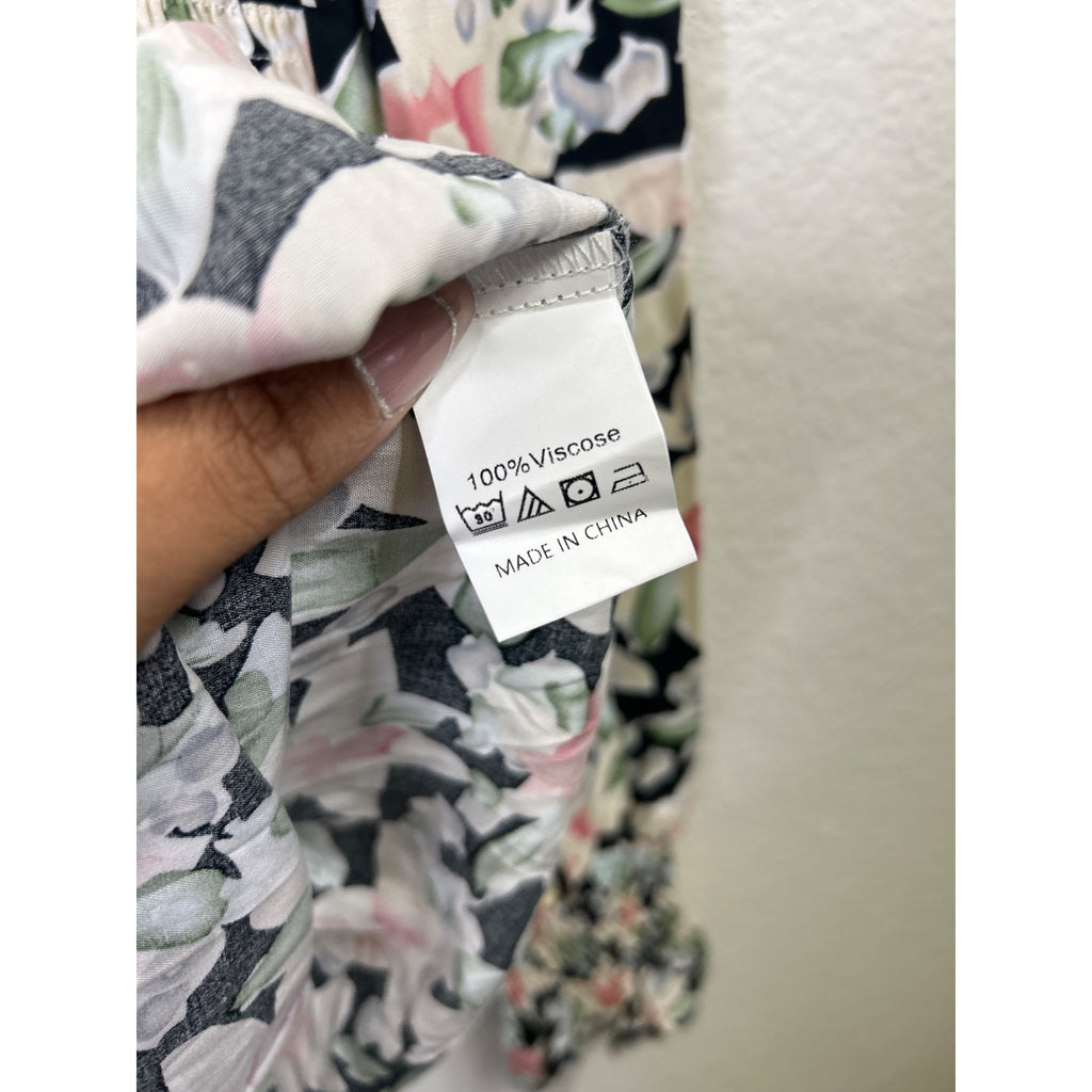 #1077 Fashion Floral Smocked Long Sleeve Blouse Ruffle Collar Peplum Hem Size S