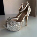 Top Moda Peep Toe Stiletto Platform Silver Embellished 4" Heels Women's Size 6