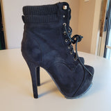 Bella Marie Size 7 Black Lace Up Ankle Booties Stiletto Platform High Heels