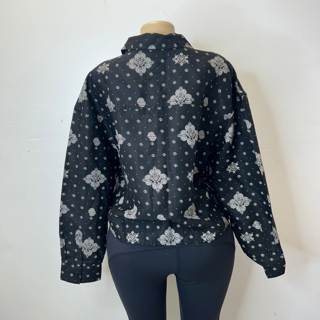 K-72 Woolrich Women's Bandana Print Button-Down Collared Utility Shirt Black Size XL
