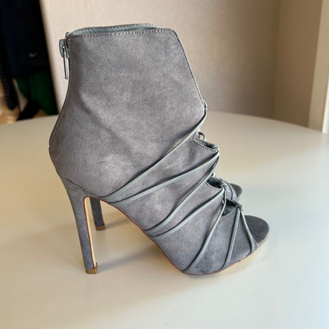 Olivia Ferguson Gray Suede High Heel Strappy Ankle Boots Women's Size 6.5