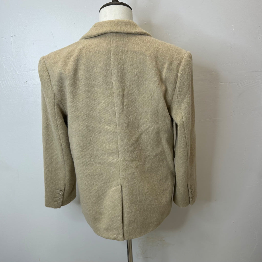 K-113 Future Collective Women's Relaxed Fuzzy Cream Blazer Size Small