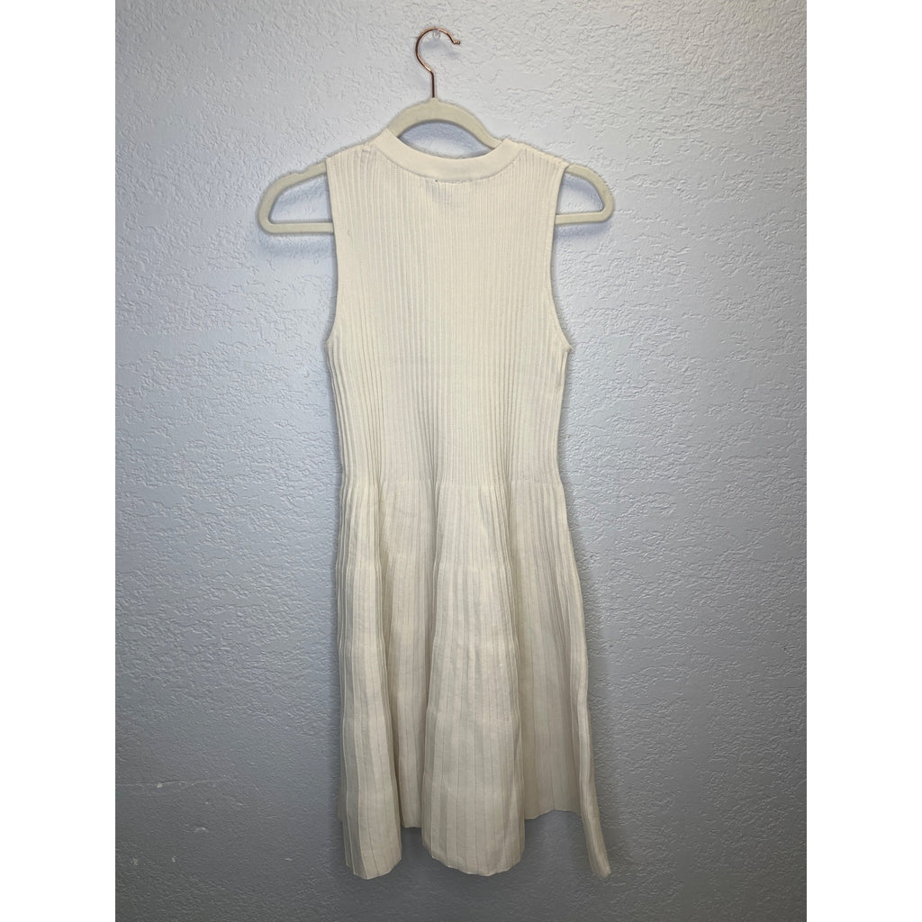 #1176 Scoop Women Size Medium Sleeveless High Neck White Mini Sweater Dress