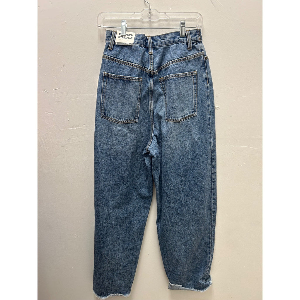 K-233 Kahlana Barrel Leg Raw Hem High-Rise Blue Denim Jeans Women's Size 4