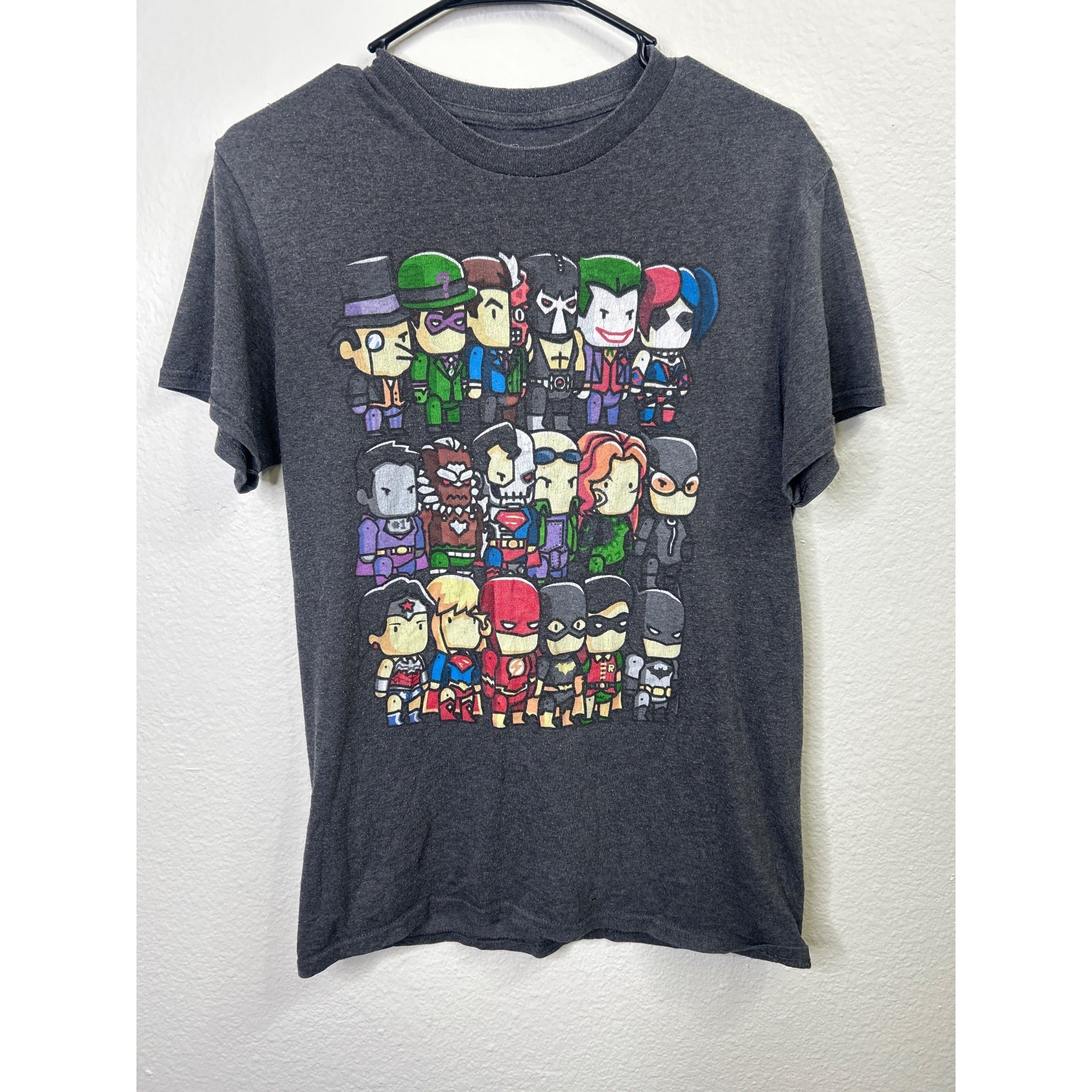 #1066 Scribblenauts Size Small DC Comics Graphic T-Shirt, Charcoal Gray