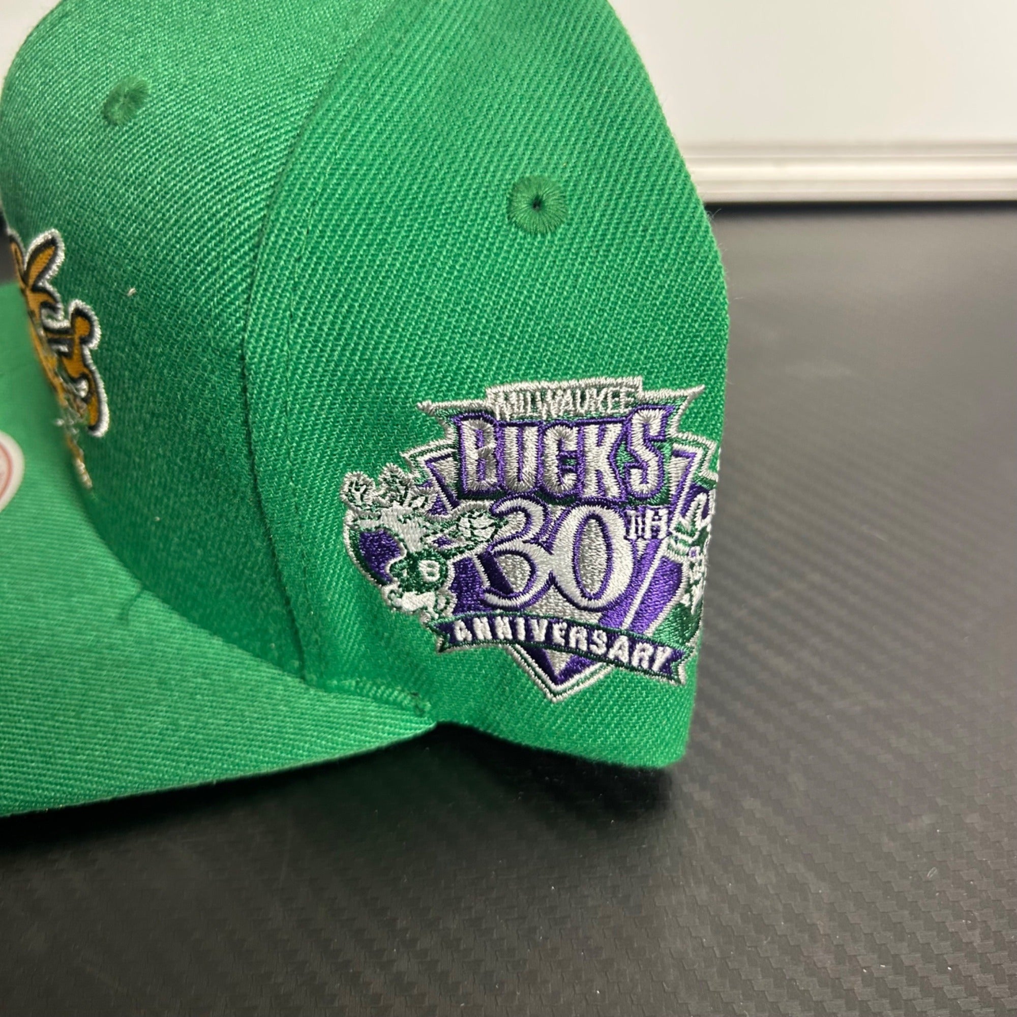 Mitchell & Ness Milwaukee Bucks 30th Anniversary Green Snapback Hat OSFA