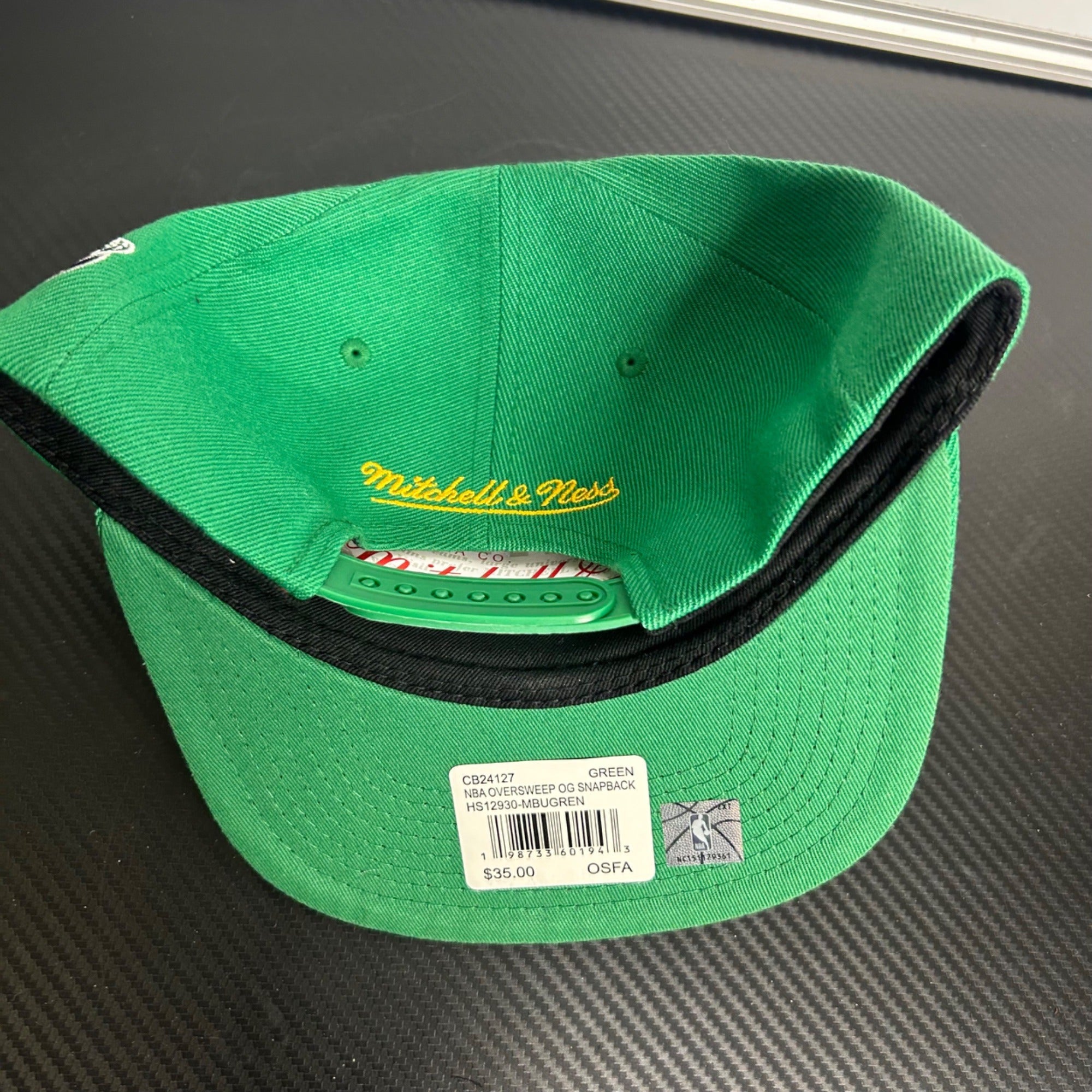 Mitchell & Ness Milwaukee Bucks 30th Anniversary Green Snapback Hat OSFA