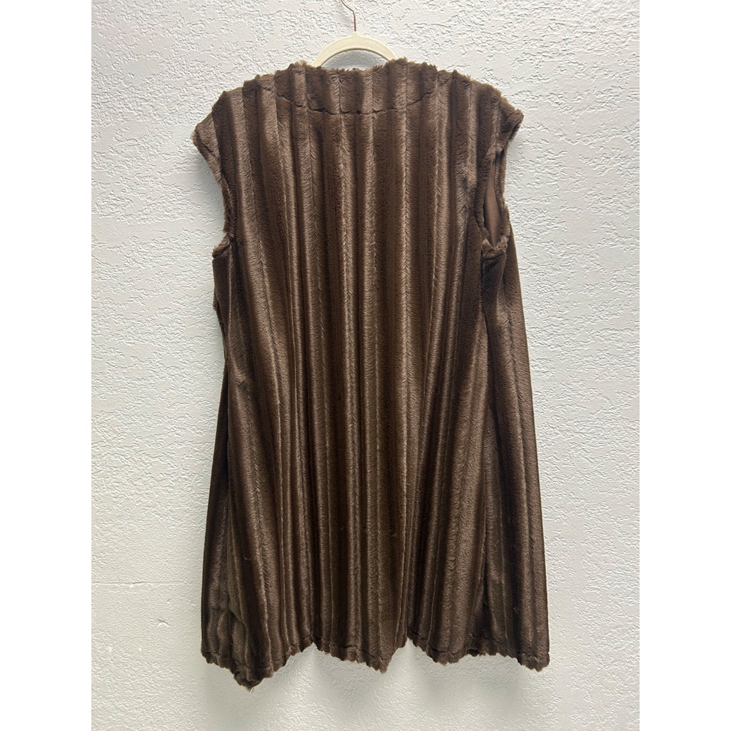 Slinky Brand Women’s Medium Brown Faux Fur Long Duster Vest