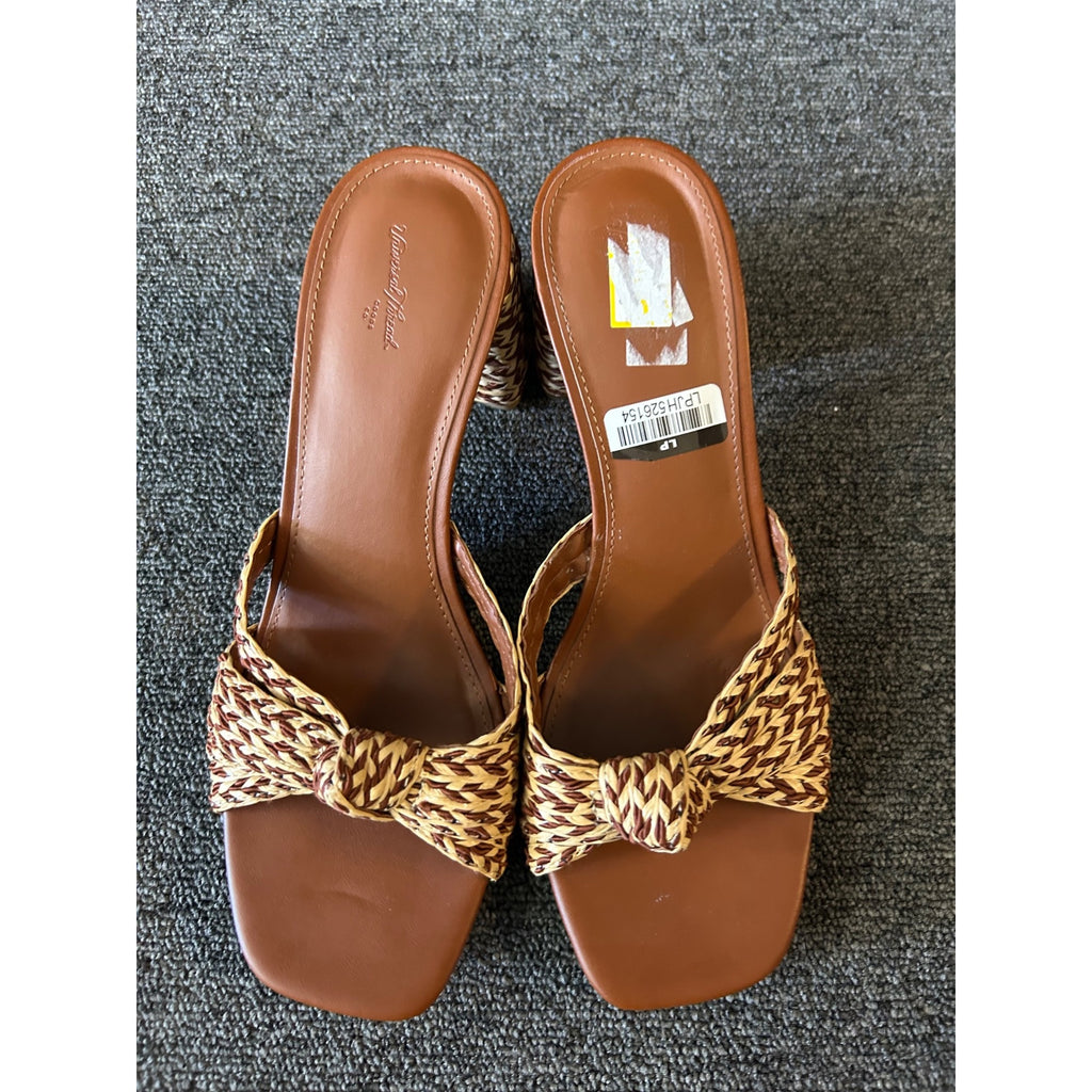 K-300 Universal Thread Women's Size 11 Woven Block Heel Sandals With Knot