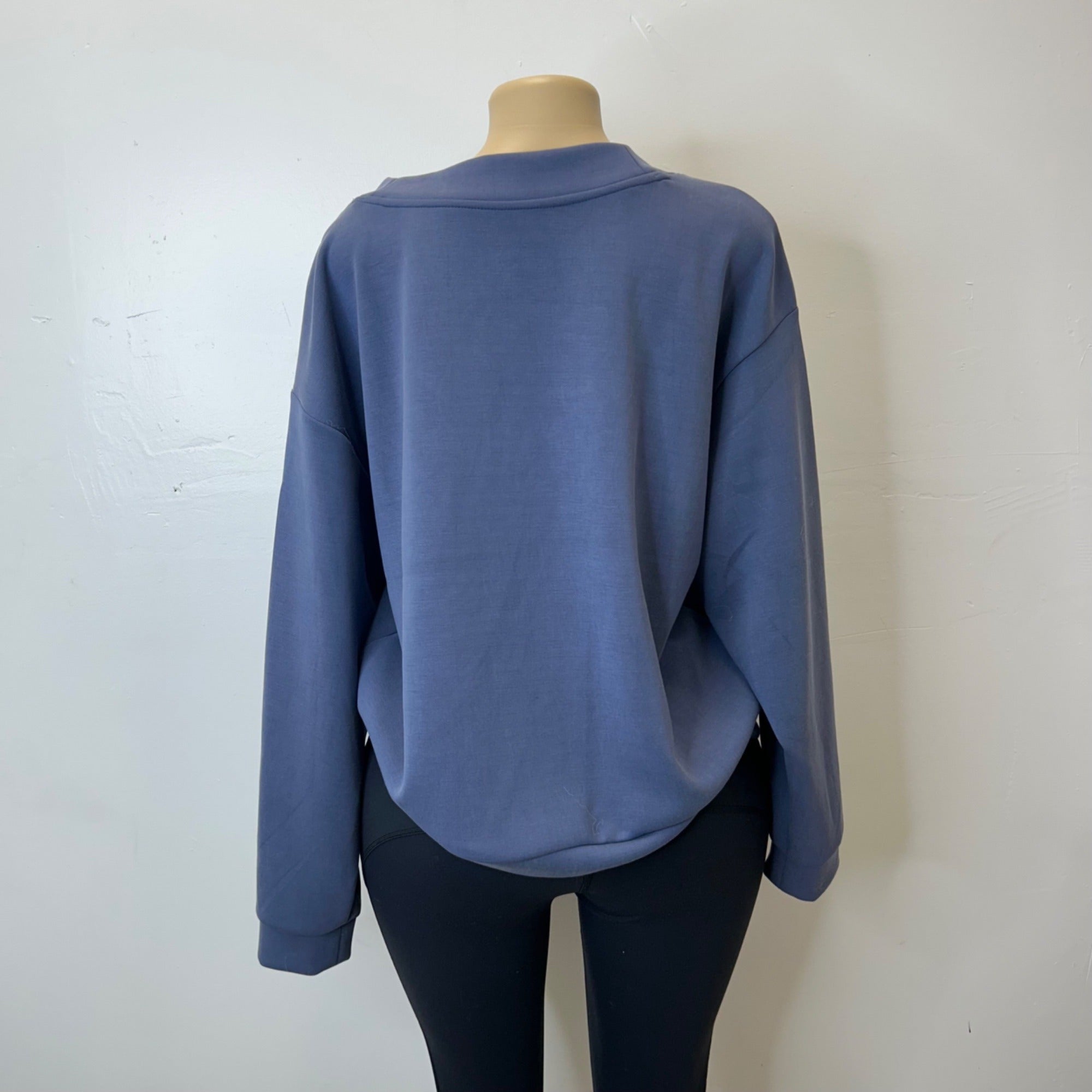 K-96 A New Day Women's Sandwash Blue Sweatshirt Size Large