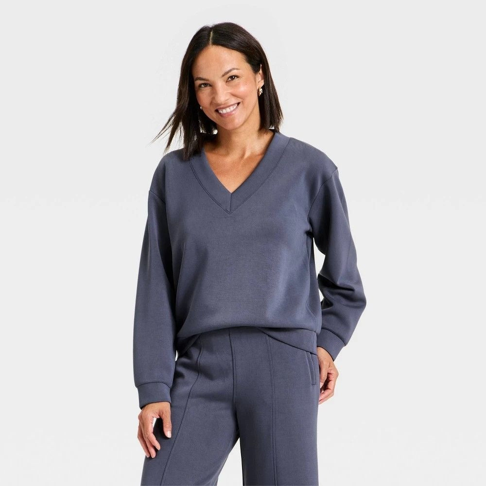 K-96 A New Day Women's Sandwash Blue Sweatshirt Size Large