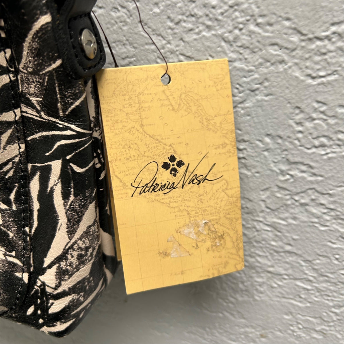 Patricia Nash Sunflower Print Crossbody Bag With Leather Details