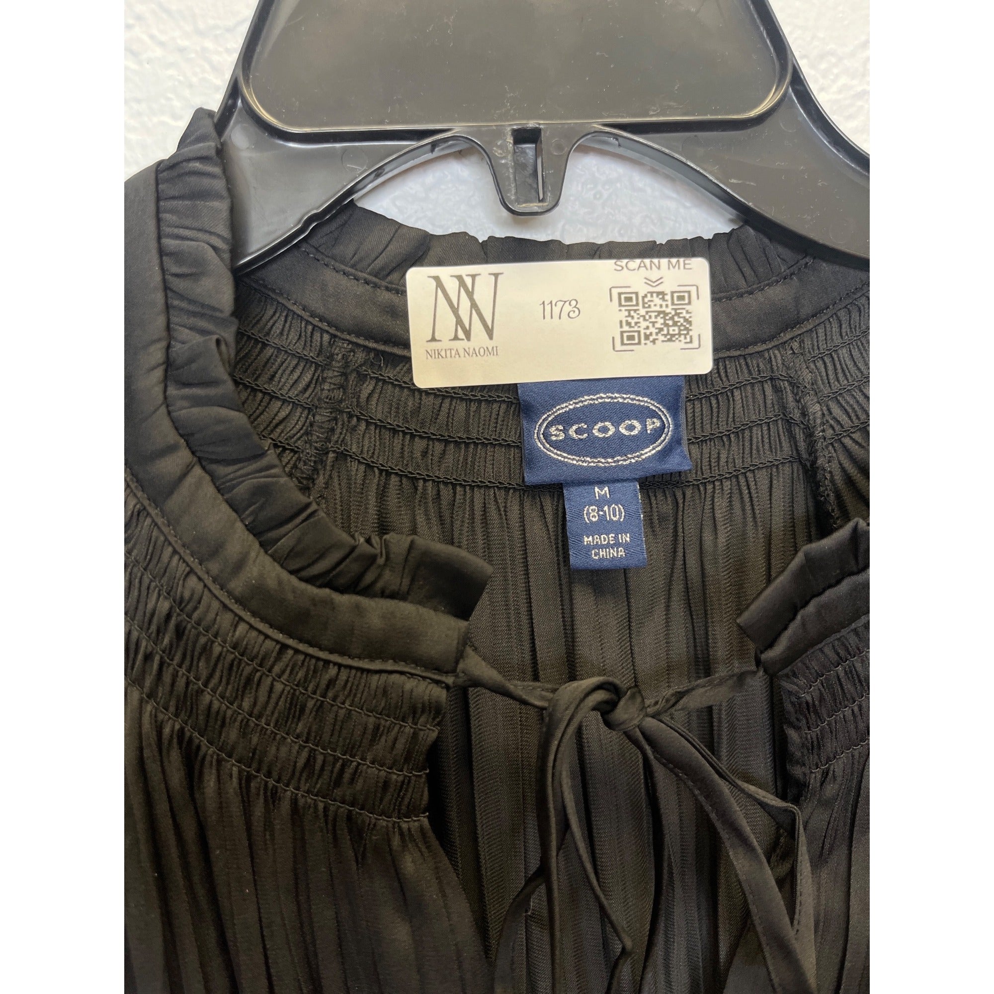 #1173 Scoop Women's Size Medium Black Pleated Satin Dress