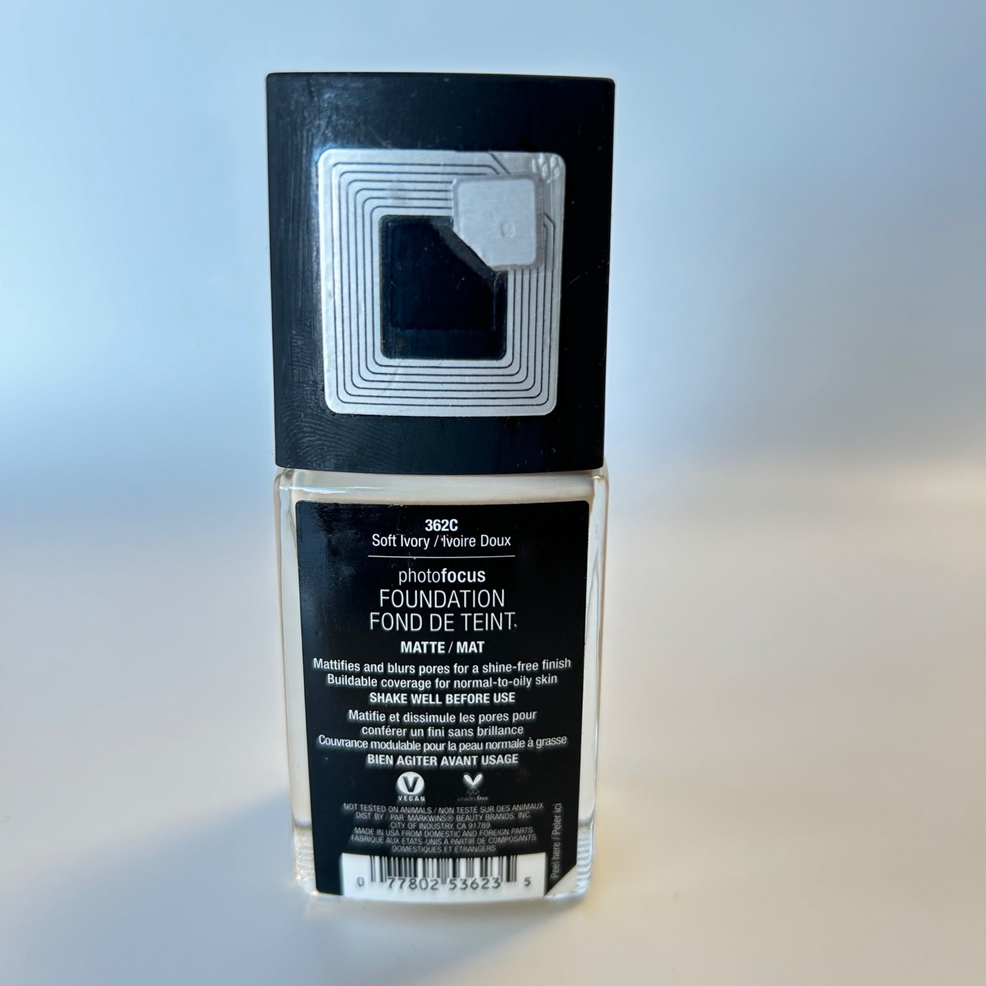 Wet n Wild Soft Ivory Photo Focus Matte Liquid Foundation