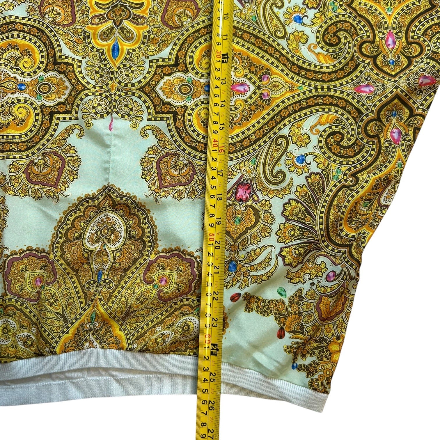 Ted Baker London Women's Size 1 Gold on Green Paisley Print V-Neck Short Sleeves Top