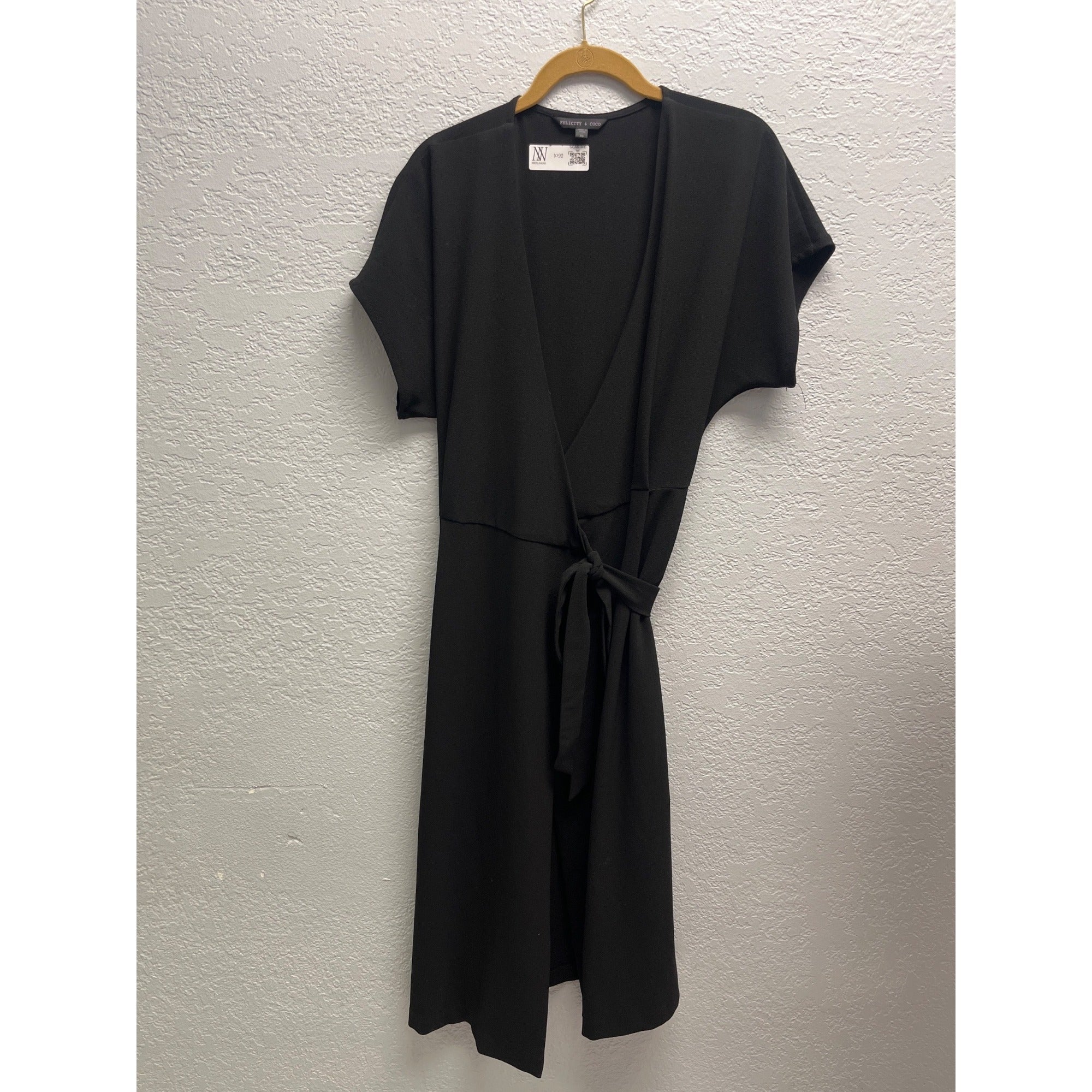 #1092 Felicity & Coco Black XS Wrap Dress With Tie Waist