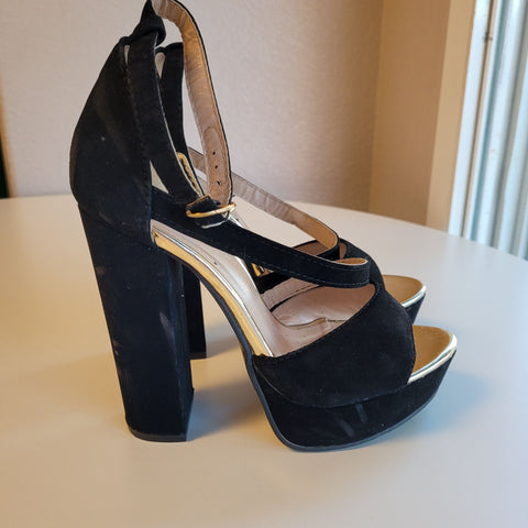 Forever Women's Size 6.5 Black Faux Suede Peep Toe Platform High Heels