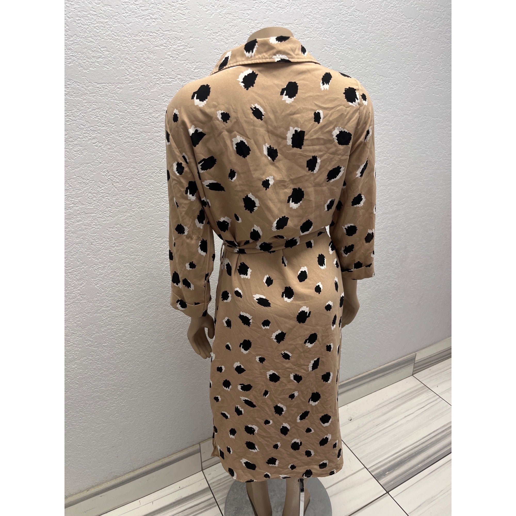#1120 Downeast Tan Black Leopard Print Button Front Romper Size M
