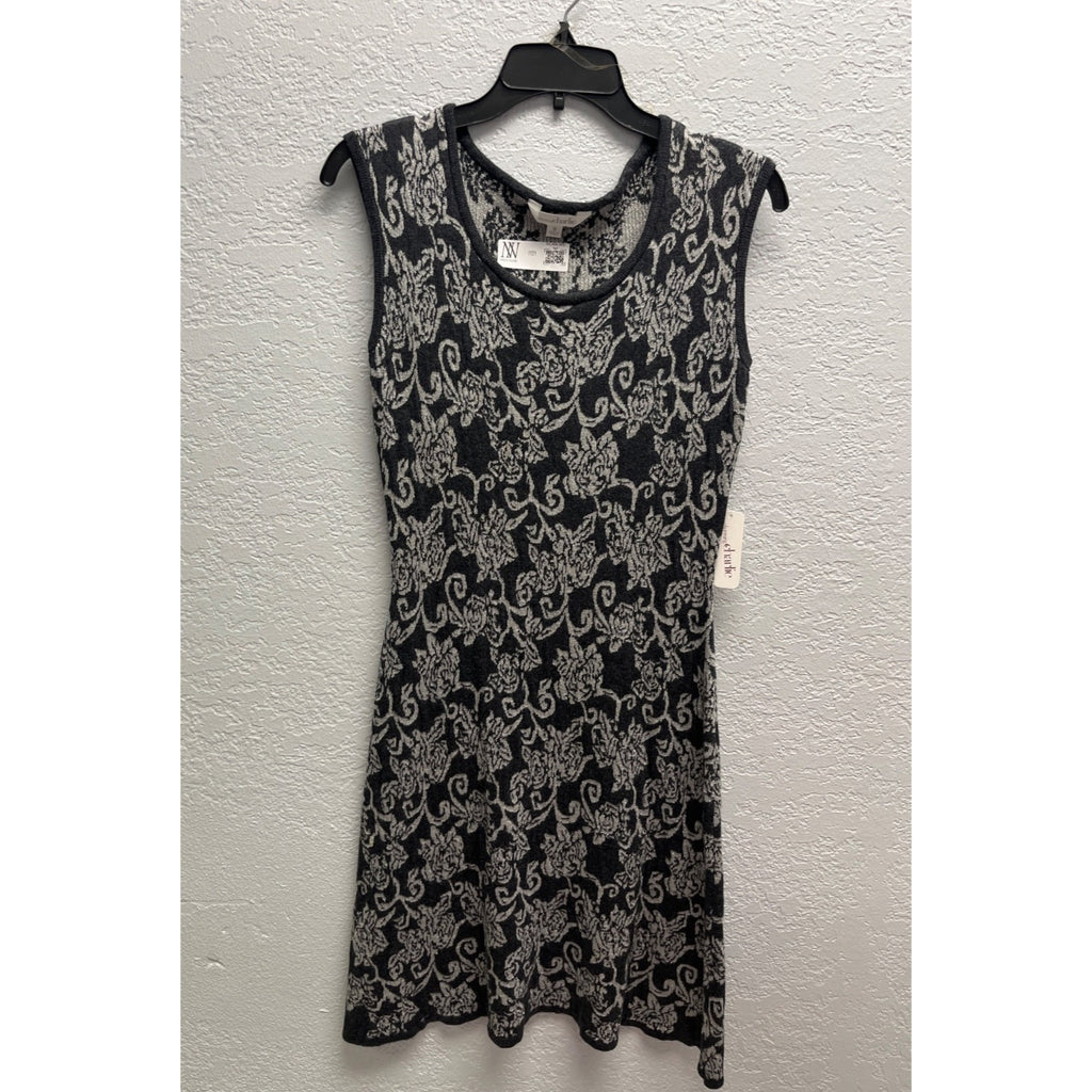 #1121 Charming Charlie Black Gray Floral Jacquard Sleeveless Mini Dress Size S