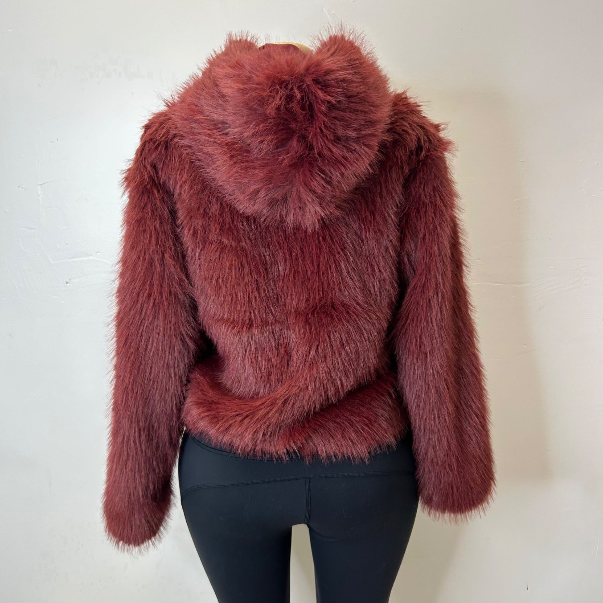 K-89 Wild Fable Women's XS Short Faux Fur Jacket - Burgundy