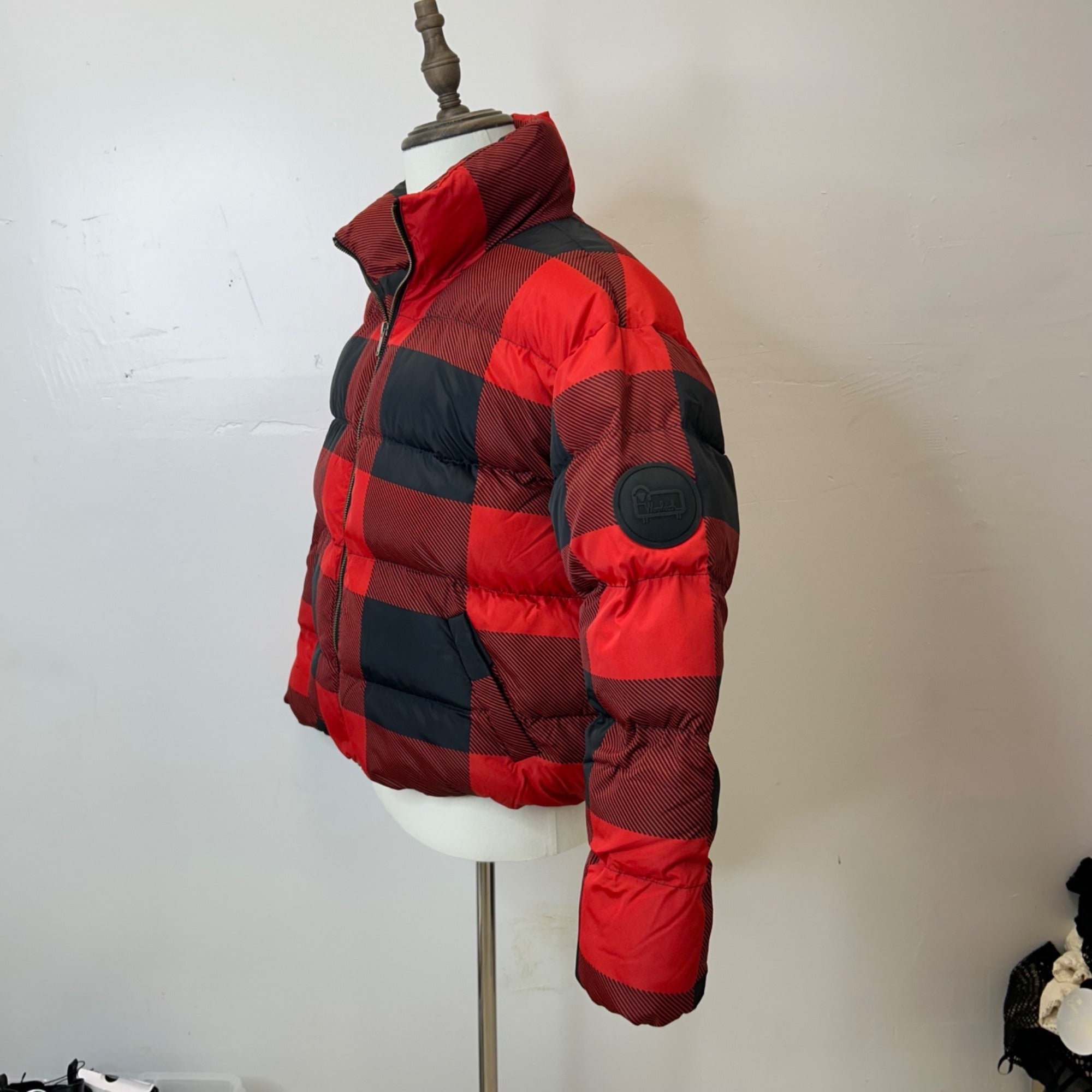 K-116 Woolrich Red/Black Checkered Puffer Jacket Full-Zip Winter Coat Size Medium
