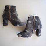 Distressed Denim Ankle Boots With Chunky Heel & Side Zipper By Lovmak Size 7.5