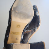 Distressed Denim Ankle Boots With Chunky Heel & Side Zipper By Lovmak Size 7.5